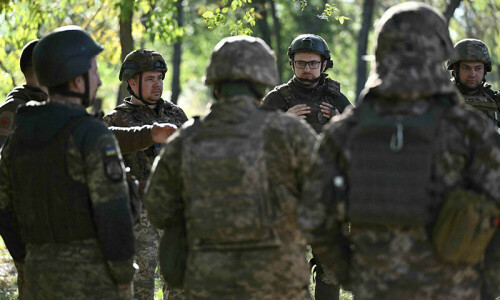 Ukraine reinforces ‘critical’ frontline town Ukraine reinforces ‘critical’ frontline town