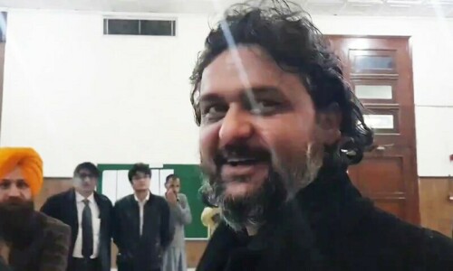 عمران خان میانوالی سے الیکشن لڑیں گے اور دوبارہ وزیر اعظم بنیں گے، سینیٹر فیصل جاوید