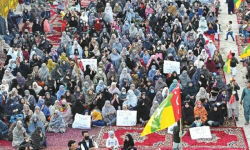Sit-ins continue against ‘poll rigging’ in Balochistan Sit-ins continue against ‘poll rigging’ in Balochistan