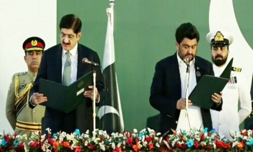 مراد علی شاہ نے وزیر اعلیٰ سندھ کے عہدے کا حلف اٹھا لیا