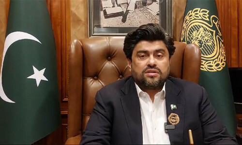 مسلم لیگ(ن) کو واضح پیغام دیا کہ بلدیاتی نظام میں آئینی ترامیم چاہتے ہیں، گورنر سندھ