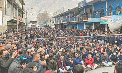 GB protesters vow to continue month-long sit-in