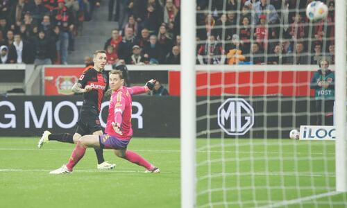 Unbeaten Leverkusen outclass Bayern to take control of title race