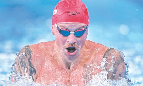 Hafnaoui bombs out of 400 freestyle, Peaty eases through Hafnaoui bombs out of 400 freestyle, Peaty eases through