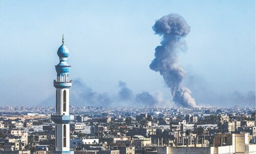 Rafah incursion will affect prisoner swap talks, Hamas warns