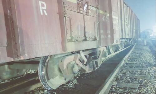 Derailment suspends rail traffic for four hours