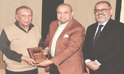 Napa pays tribute to legendary artist Talat Hussain