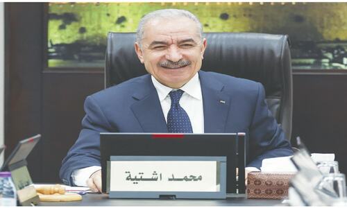 Palestinian premier resigns as pressure grows over Gaza plan