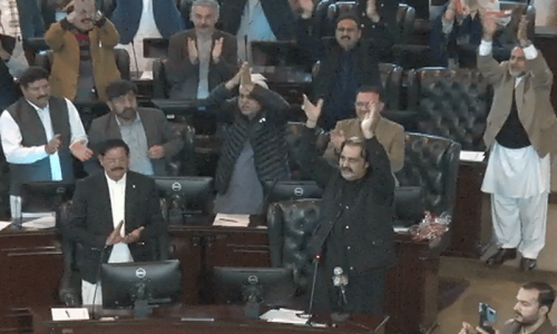 PTI’s Ali Amin Gandapur elected KP chief minister, demands justice for Imran and party PTI’s Ali Amin Gandapur elected KP chief minister, demands justice for Imran and party