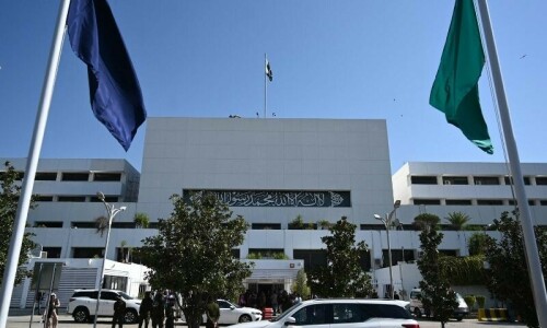 سنی اتحاد کونسل کا پارلیمنٹ ہاؤس کے باہر احتجاج، پی ٹی آئی کے بانی چیئرمین کی رہائی کا مطالبہ