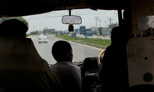 Minor boy, sister in Karachi return home a day after ‘going missing’ Minor boy, sister in Karachi return home a day after ‘going missing’