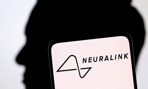 ‘I’m basically telekinetic’: Neuralink shows quadriplegic playing chess with brain implant ‘I’m basically telekinetic’: Neuralink shows quadriplegic playing chess with brain implant