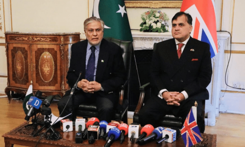 Dar says Pakistan to examine trade situation with India Dar says Pakistan to examine trade situation with India