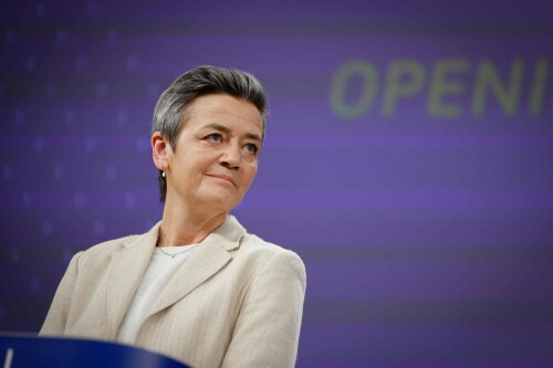 EU probes Apple, Google, Meta under new digital law