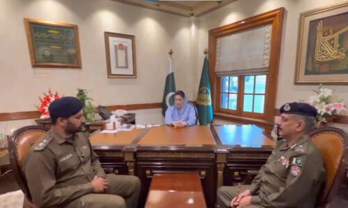 Punjab govt issues show-cause notice to PML-N MPA Malik Waheed over ‘misbehaviour’ with police official Punjab govt issues show-cause notice to PML-N MPA Malik Waheed over ‘misbehaviour’ with police official