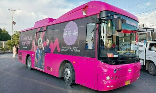 A year on, pink buses continue to empower women on Karachi’s roads A year on, pink buses continue to empower women on Karachi’s roads