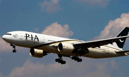 PIA suspends crew member after brief detention in Toronto PIA suspends crew member after brief detention in Toronto