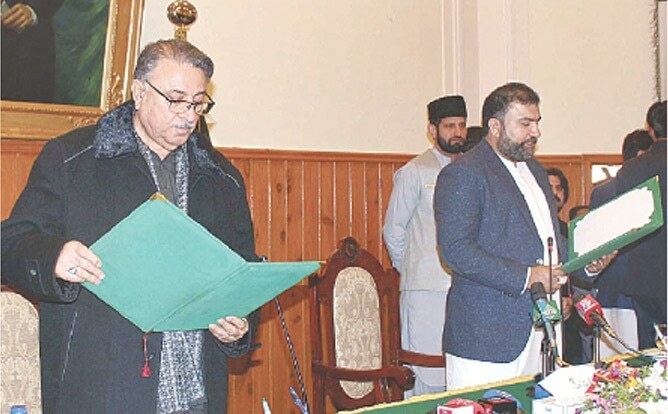 CM Bugti extends olive branch to Baloch insurgents CM Bugti extends olive branch to Baloch insurgents