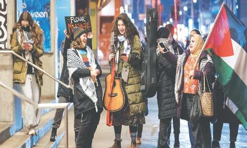 Canadian, Italian PMs&rsquo; soiree scrapped amid pro-Palestinian protest