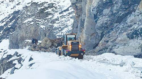 Death toll from rain, snowfall surges to 36 in KP Death toll from rain, snowfall surges to 36 in KP