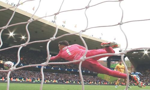 Coventry stun Wolves with two injury-time goals to  reach FA Cup semis