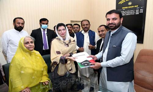 Aseefa to contest by-elections from Nawabshah