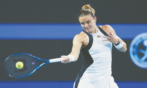 Alcaraz into Miami Open quarters with Sunshine Double still in sight