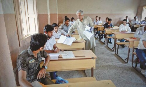 Invigilators suspended, booked for &lsquo;facilitating&rsquo; cheating in Rawalpindi
