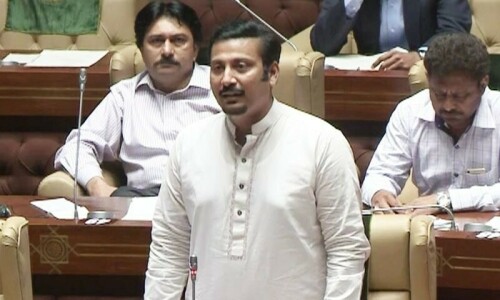Muttahida hints at quitting coalition govt if crime wave, killings not stopped in Karachi Muttahida hints at quitting coalition govt if crime wave, killings not stopped in Karachi