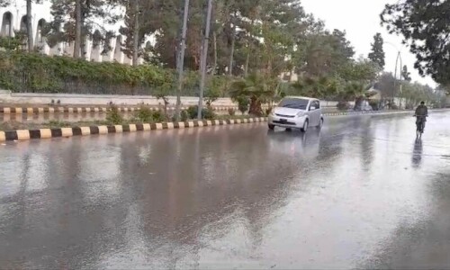 Lightning kills 3 as rain lashes parts of Balochistan Lightning kills 3 as rain lashes parts of Balochistan