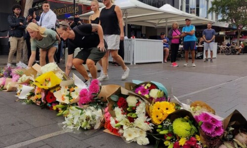 Vigil held for victims of Sydney mall attack