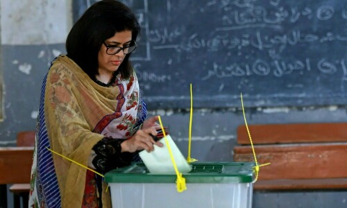 Gender gap stays below 10m as number of voters tops 130m Gender gap stays below 10m as number of voters tops 130m