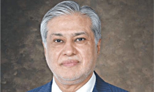 &lsquo;Nawaz&rsquo;s man&rsquo; Ishaq Dar gets another feather in his cap