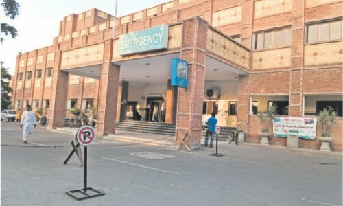 Health institutes paying exorbitant rent for private buildings