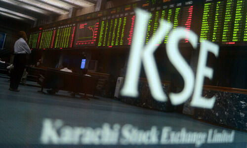 Stocks fall below 71,000 in gloomy week