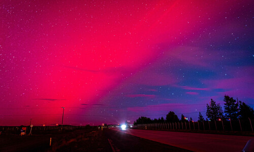 Second night of auroras seen amid ‘extreme’ solar storm Second night of auroras seen amid ‘extreme’ solar storm