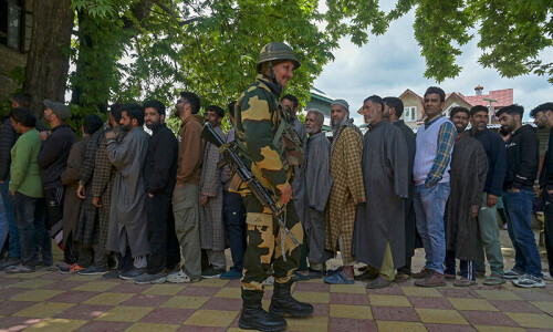 Voting resumes with India-occupied Kashmir poised to oppose Modi Voting resumes with India-occupied Kashmir poised to oppose Modi