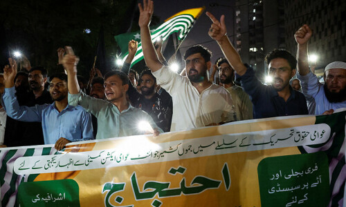 Protesters call off march in AJK after demands met Protesters call off march in AJK after demands met