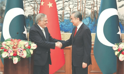 In talks with Dar, China vows to &lsquo;upgrade&rsquo; CPEC