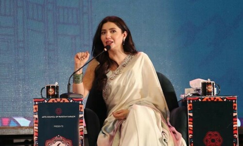 ‘Just one out of 10,000’: Mahira Khan brushes off ‘miscreant’ throwing things at her in Quetta