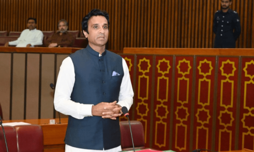 Allies, opponents alike assail govt over farmers&rsquo; arrests