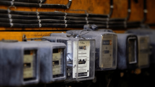Paying consumers to foot defaulters&rsquo; power bill