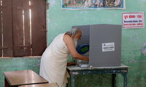India begins voting in fifth phase as Mumbai, Gandhi family boroughs head to polls