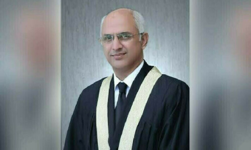 Kashmiri poet case: IHC&rsquo;s Justice Kayani calls on intelligence agencies to shed label of culpability in abductions