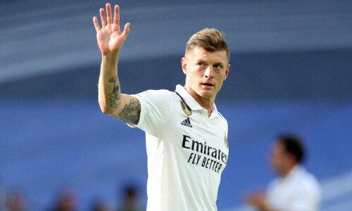 Serial winner Kroos eyes two-trophy finish to career Serial winner Kroos eyes two-trophy finish to career