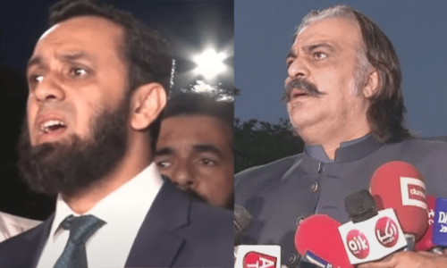 Info minister hails &lsquo;message of unity&rsquo; as KP CM Gandapur attends SIFC meet