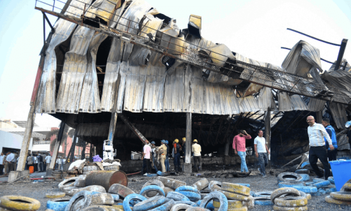 24 killed, mostly children, in fire at park in India