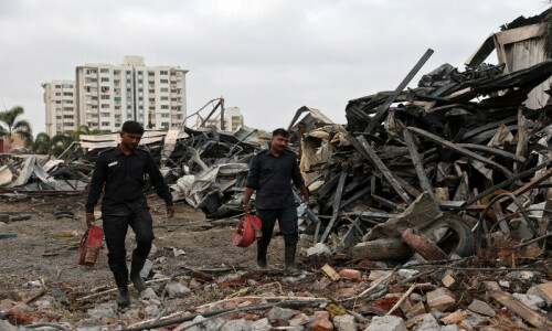 4 children among 27 dead in India amusement park fire 4 children among 27 dead in India amusement park fire