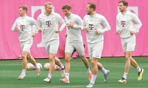 Crisis-hit Bayern banking on Kane and win over Real to change the narrative