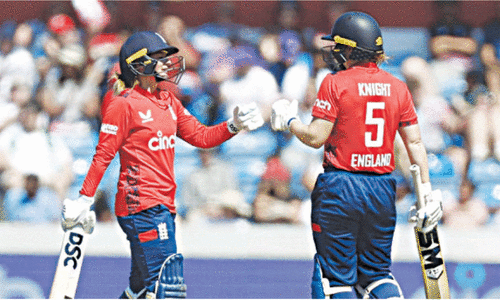 Wyatt steers England women to T20 series sweep over Pakistan Wyatt steers England women to T20 series sweep over Pakistan